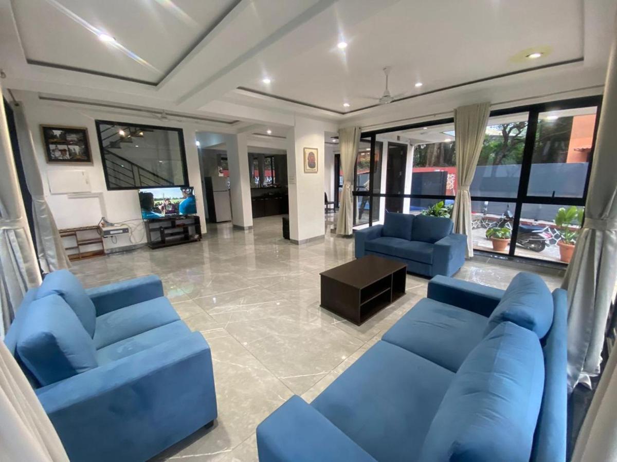 Villa West Valley , Casa Raywood