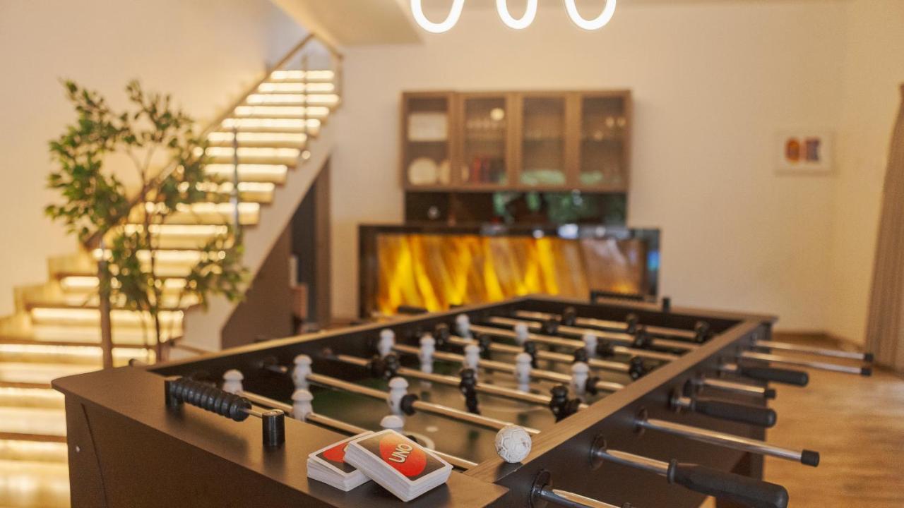 Belle Vue- 4bhk Private Pool & Party Hall By Staymonkey Villa Lonavala