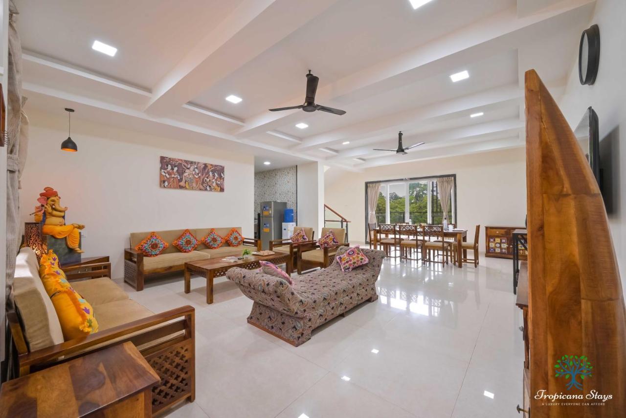 Royal Retreat By Tropicana Villa *