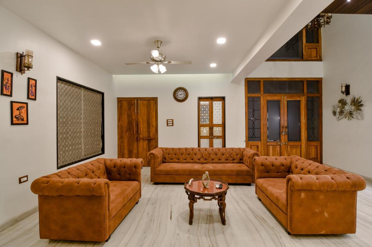 Lifeline - Luxurious Taraangan 4 Mountain View With Biggest Pool And Huge Open Area Villa