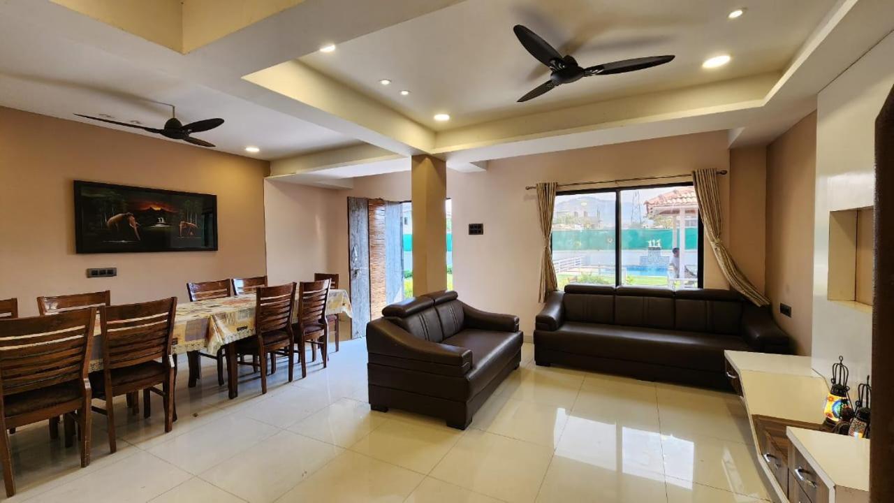 Abliss 6bhk Villa *