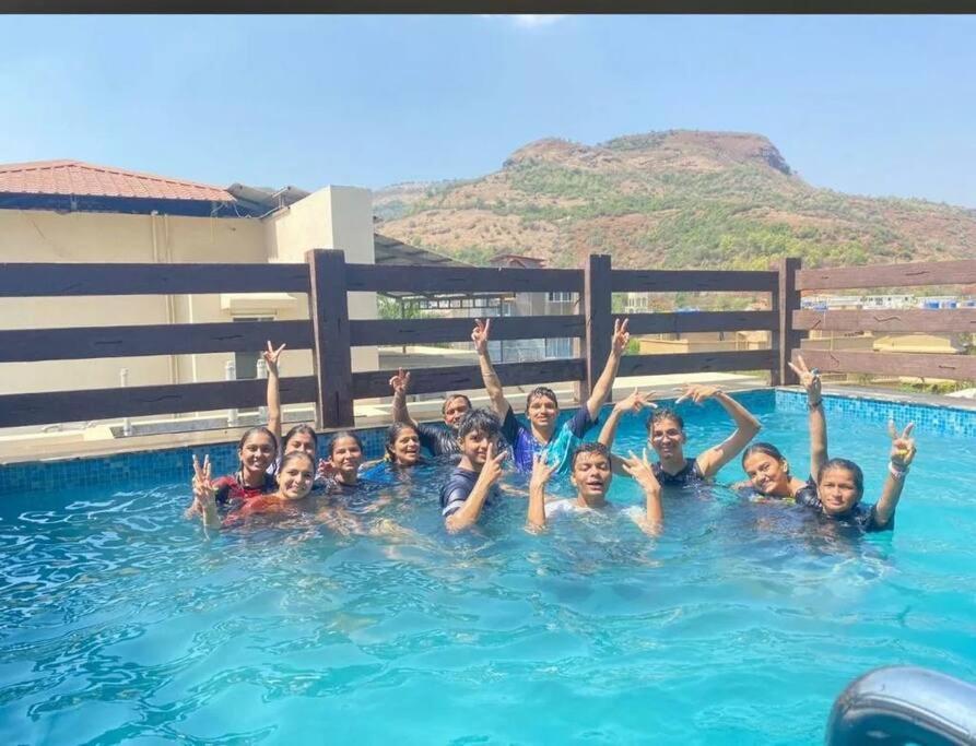 4bhk Luxury Rooftop Pool - Mars Villa Lonavala