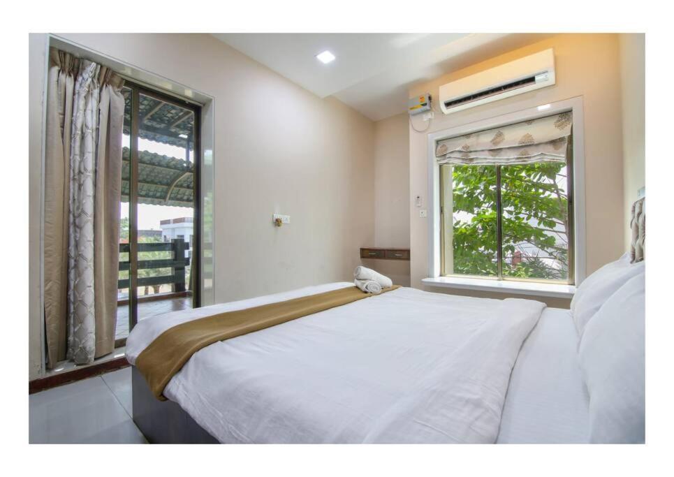 Villa 4bhk Luxury Rooftop Pool - Mars *