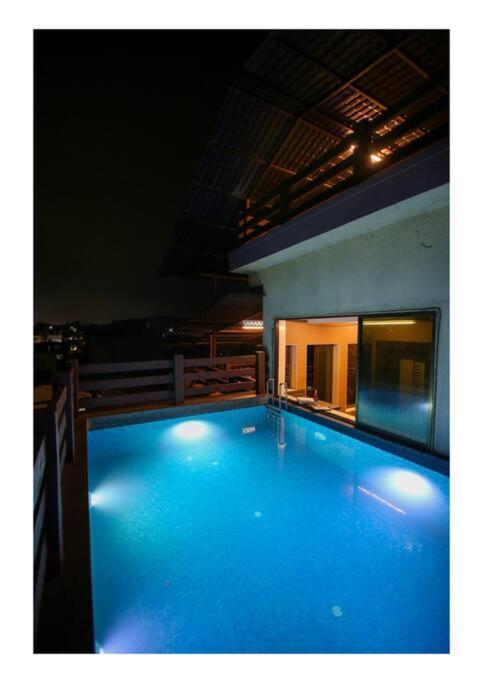 Villa 4bhk Luxury Rooftop Pool - Mars Lonavala