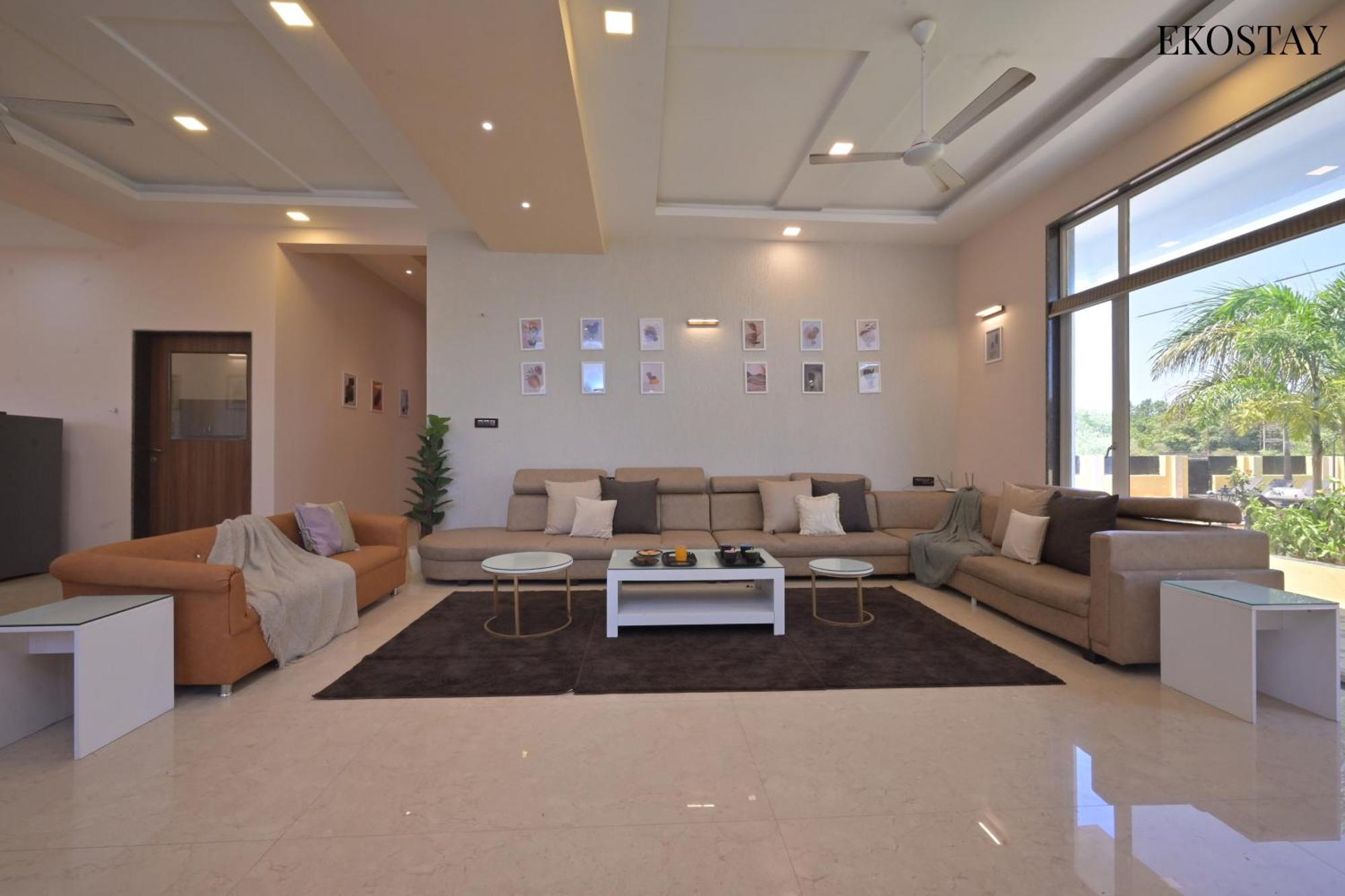 Villa Eko - Octagon Farms *