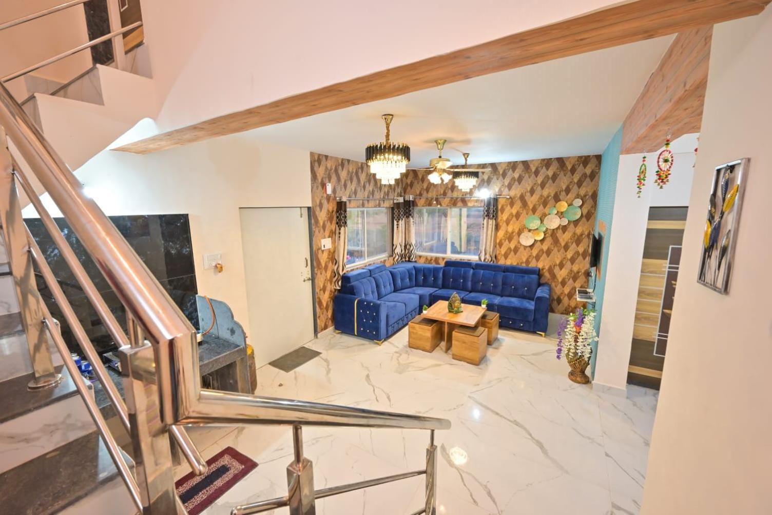 Empyrean Ll 4bhk Ll Leoncino Ll Largest Pool Ll Bbq Ii View *