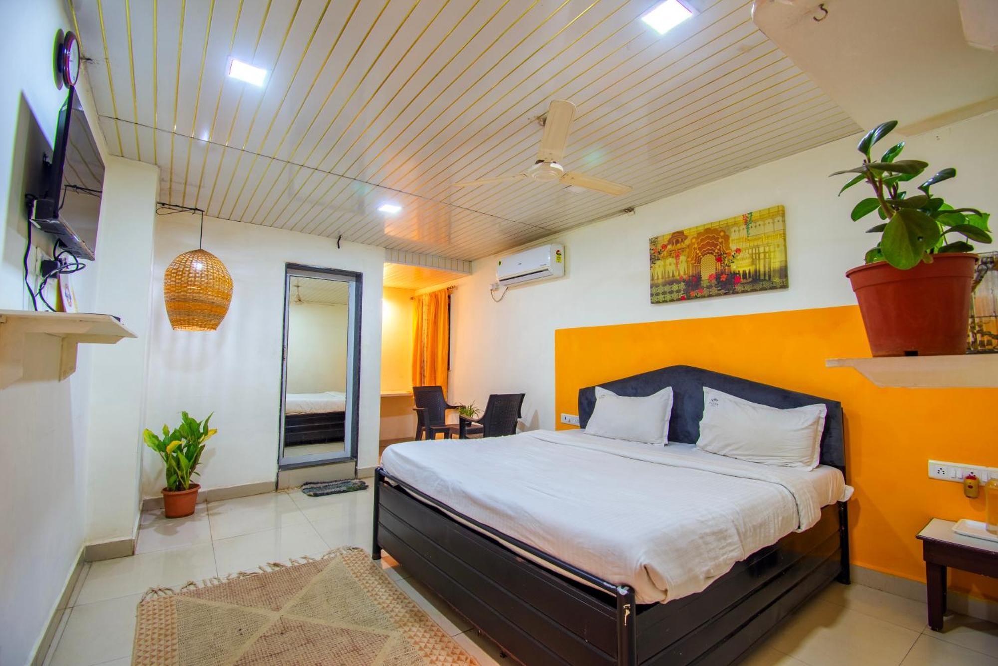 Resort Flora Ecostay And Lonavala