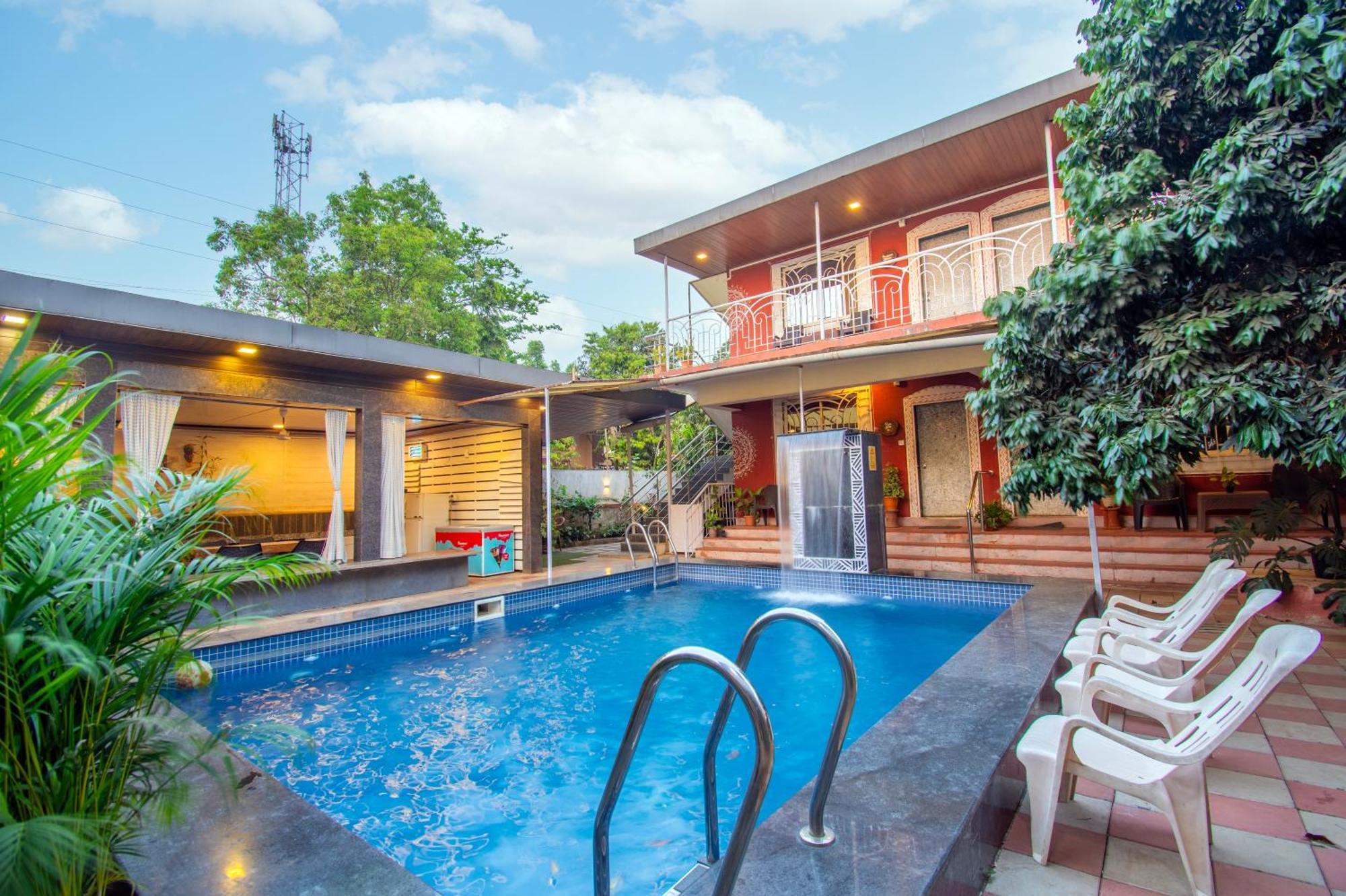Flora Ecostay And Resort *