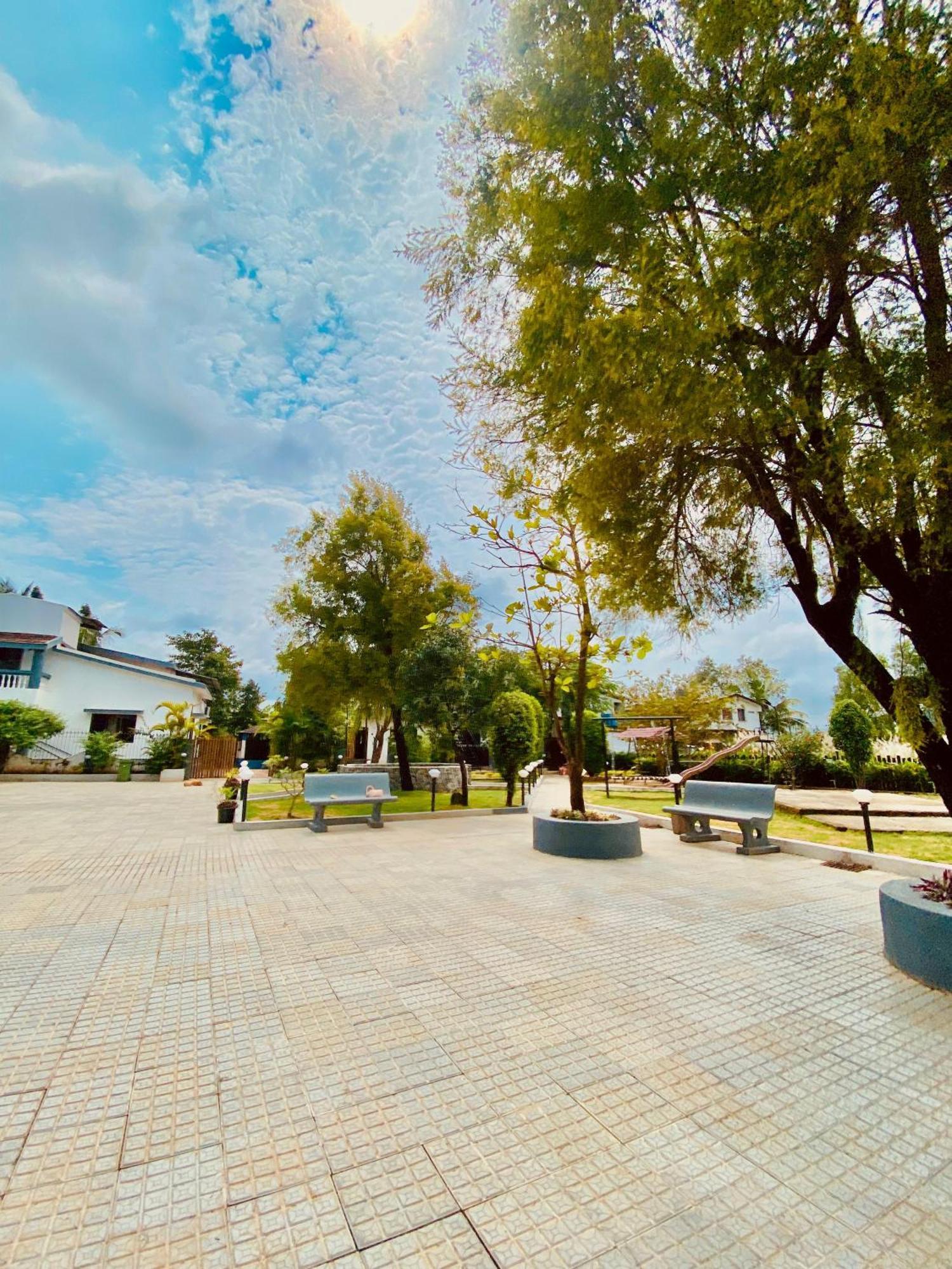 Villa 2bhk By Miracle & *