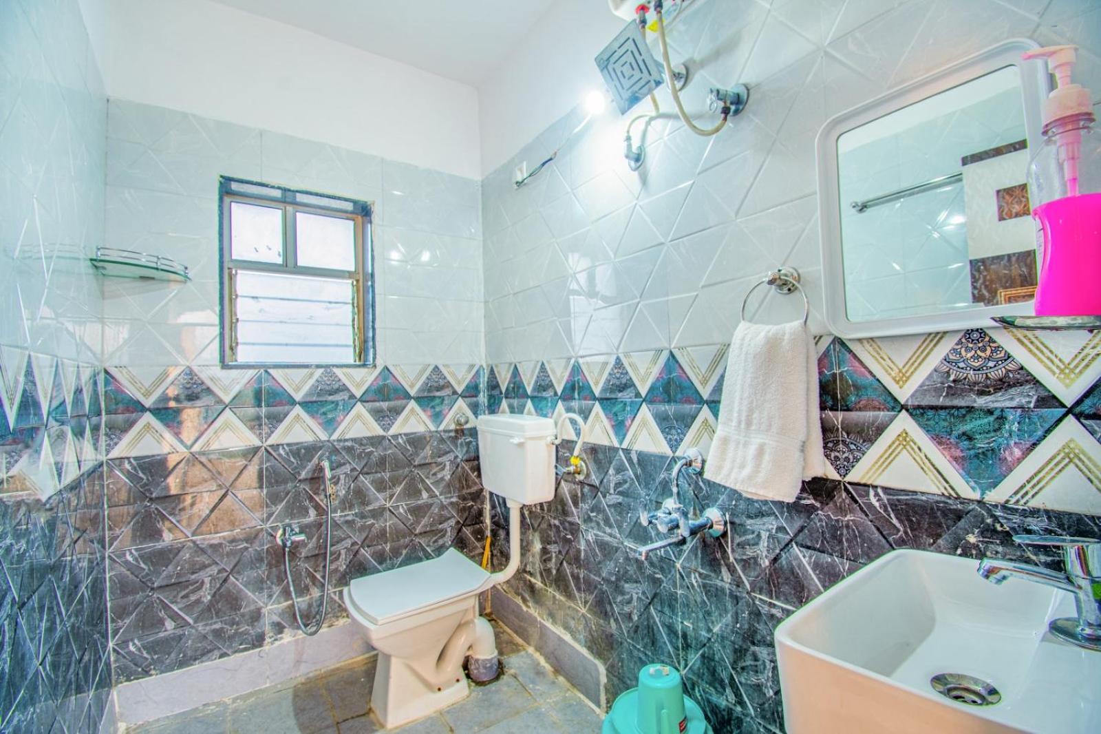 Empyrean Ll 6bhk Ll Royal Bramha Palace Ll Pvt Pool Ll Villa *