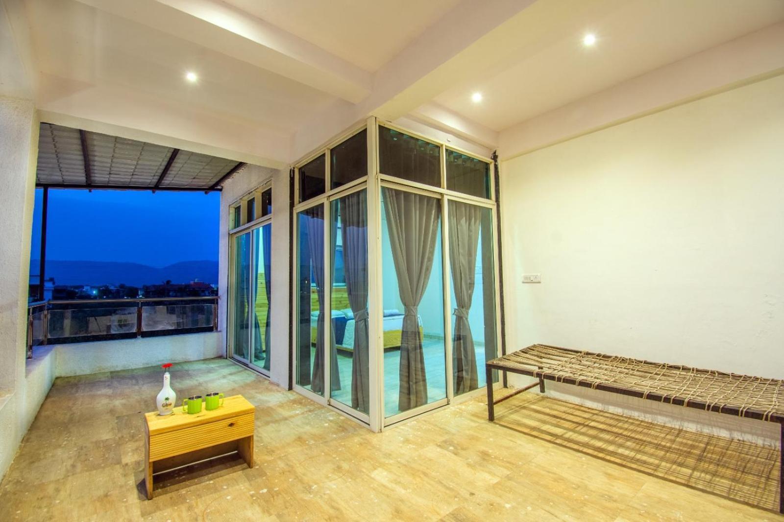 Empyrean Ll 6bhk Ll Royal Bramha Palace Ll Pvt Pool Ll * Lonavala
