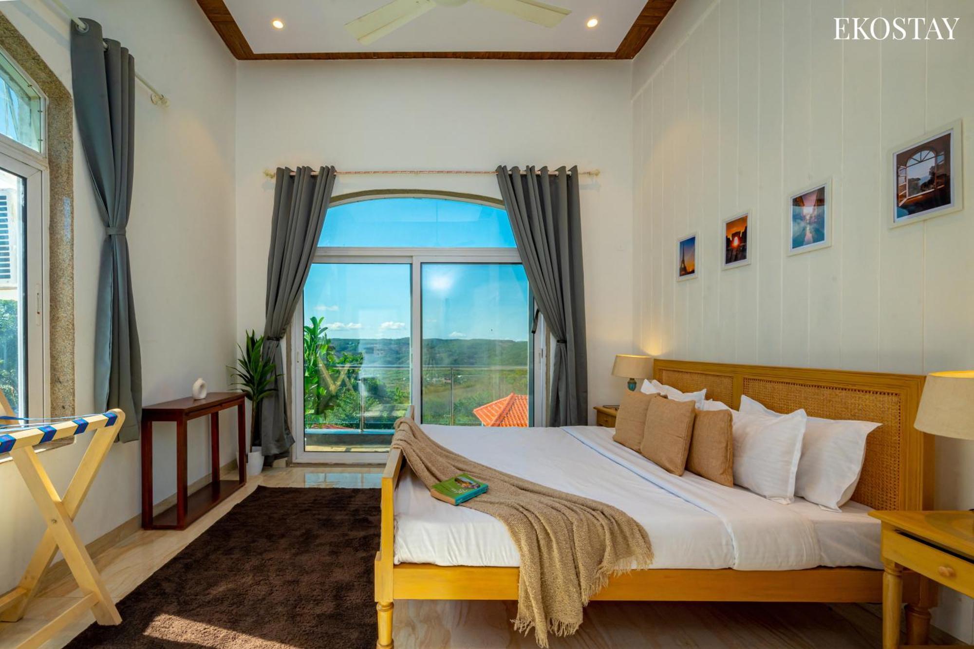 Ekostay Cliffside I Mountain View Villa Lonavala