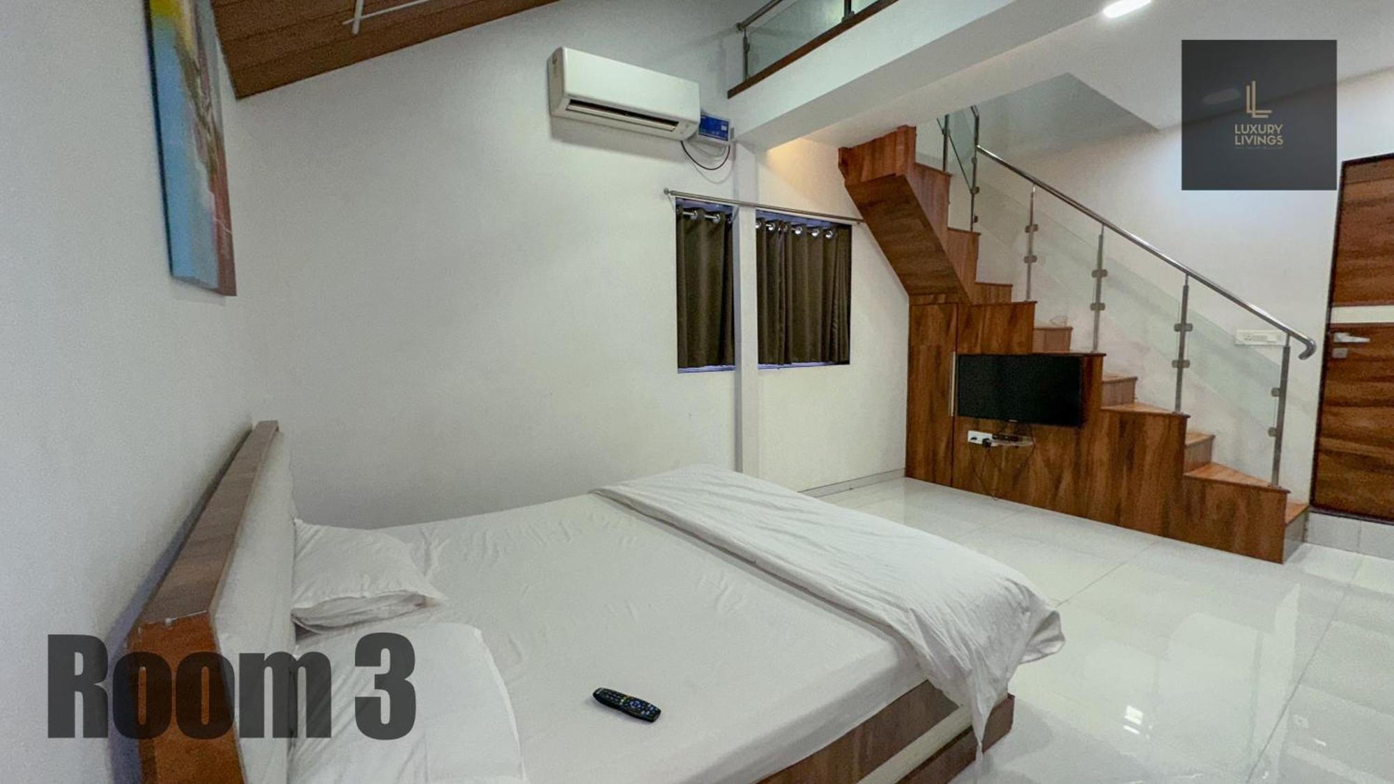 Villa 3bhk Luxurious Bunglow *