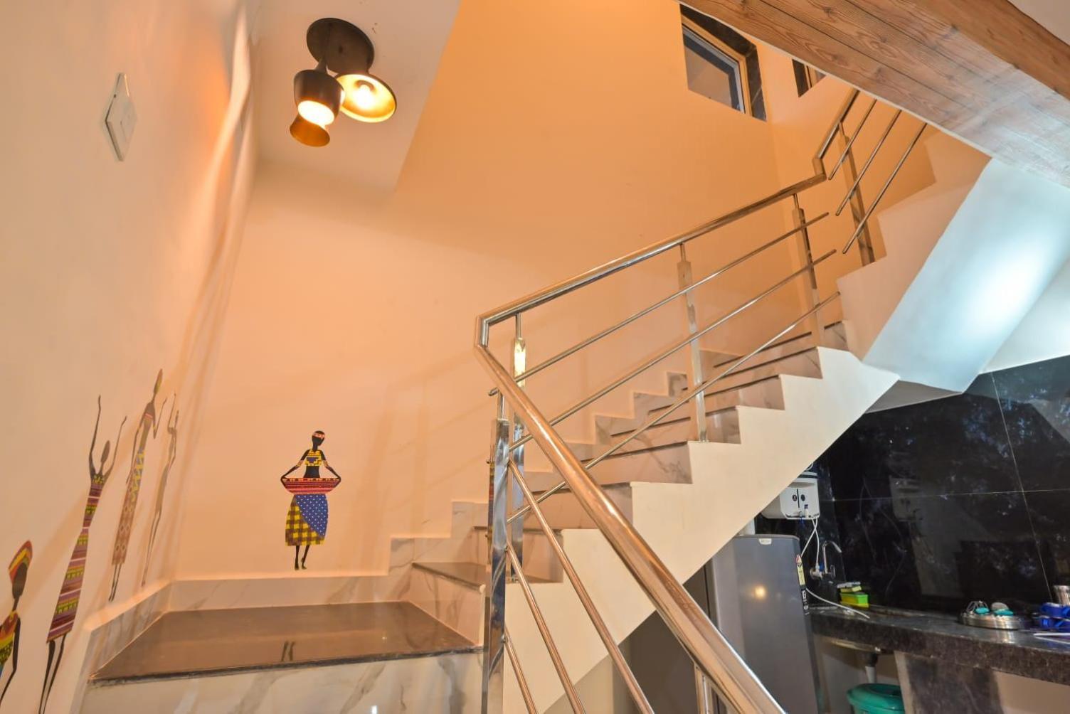 Villa Empyrean Ll 4bhk Ll Leoncino Ll Largest Pool Ll Bbq Ii View