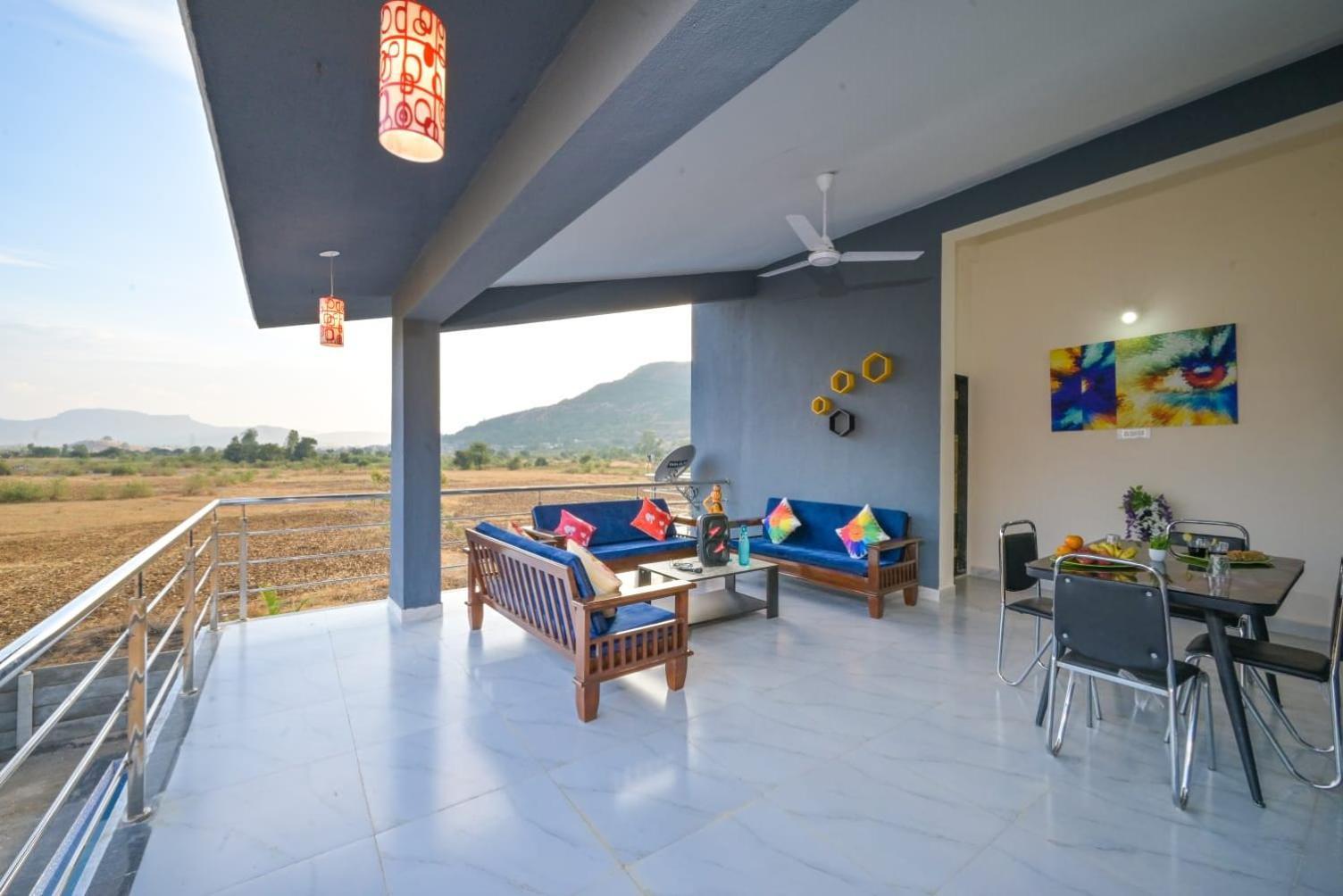 Empyrean Ll 4bhk Ll Leoncino Ll Largest Pool Ll Bbq Ii View