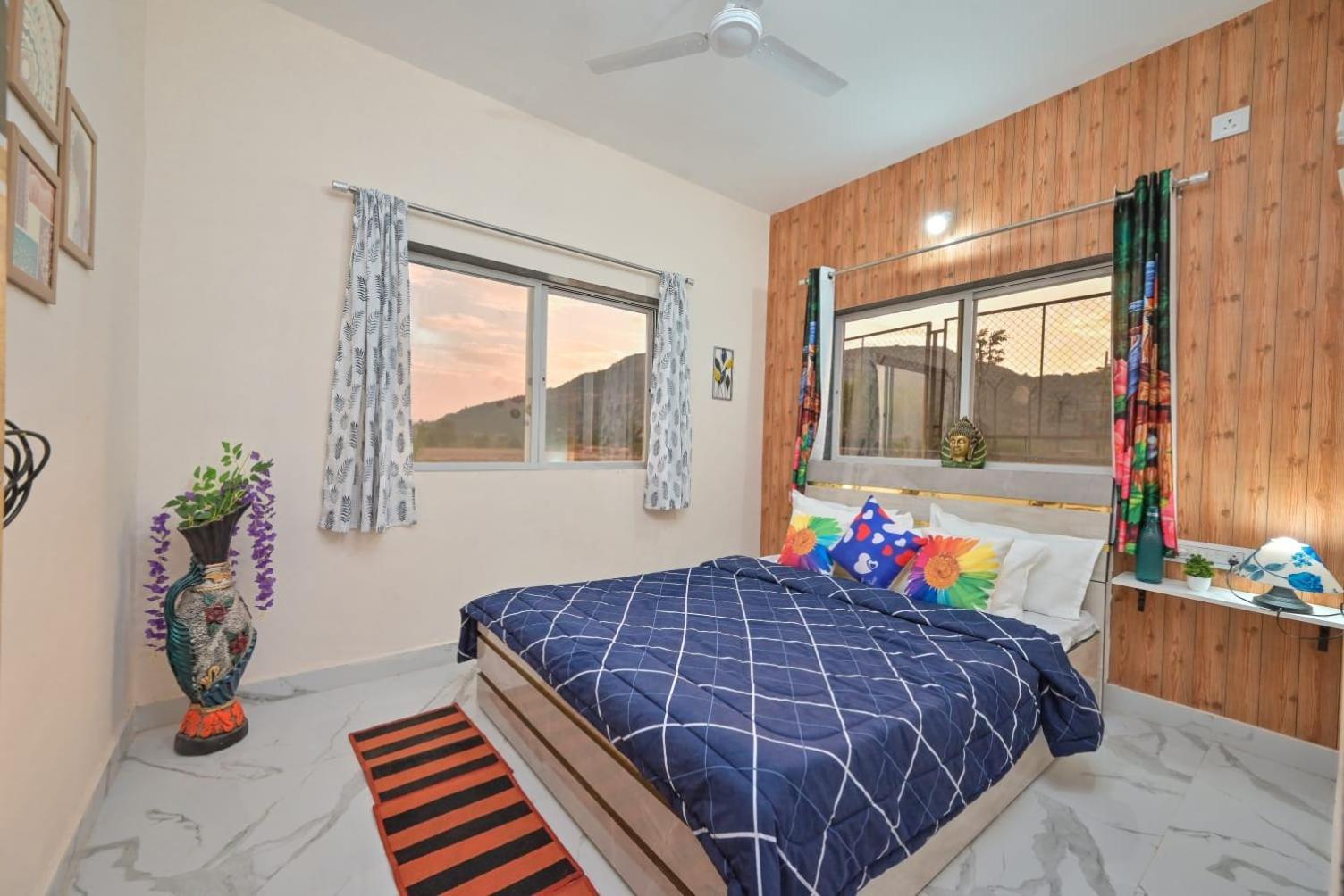 Empyrean Ll 4bhk Ll Leoncino Ll Largest Pool Ll Bbq Ii View Villa *