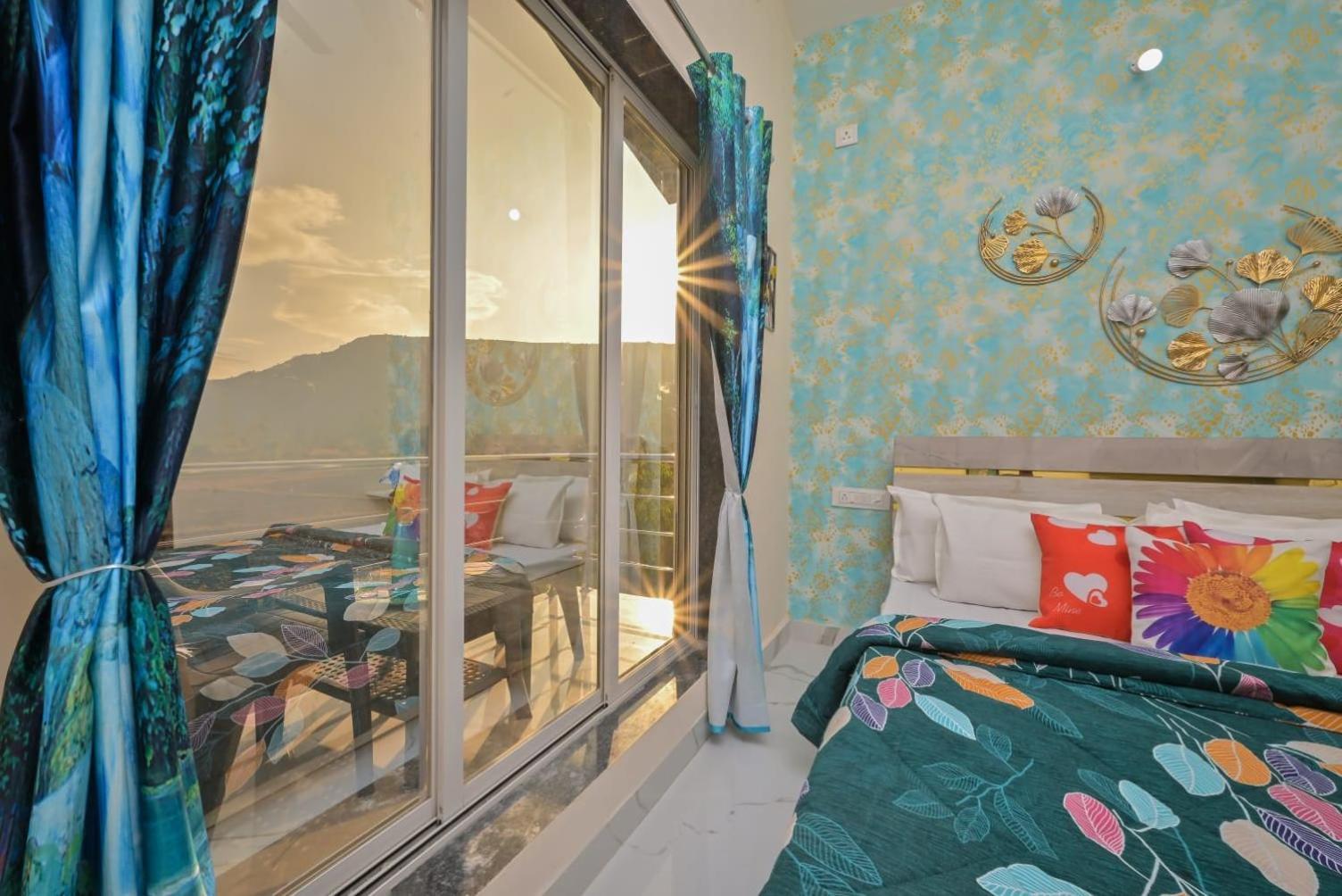 Empyrean Ll 4bhk Ll Leoncino Ll Largest Pool Ll Bbq Ii View * Lonavala