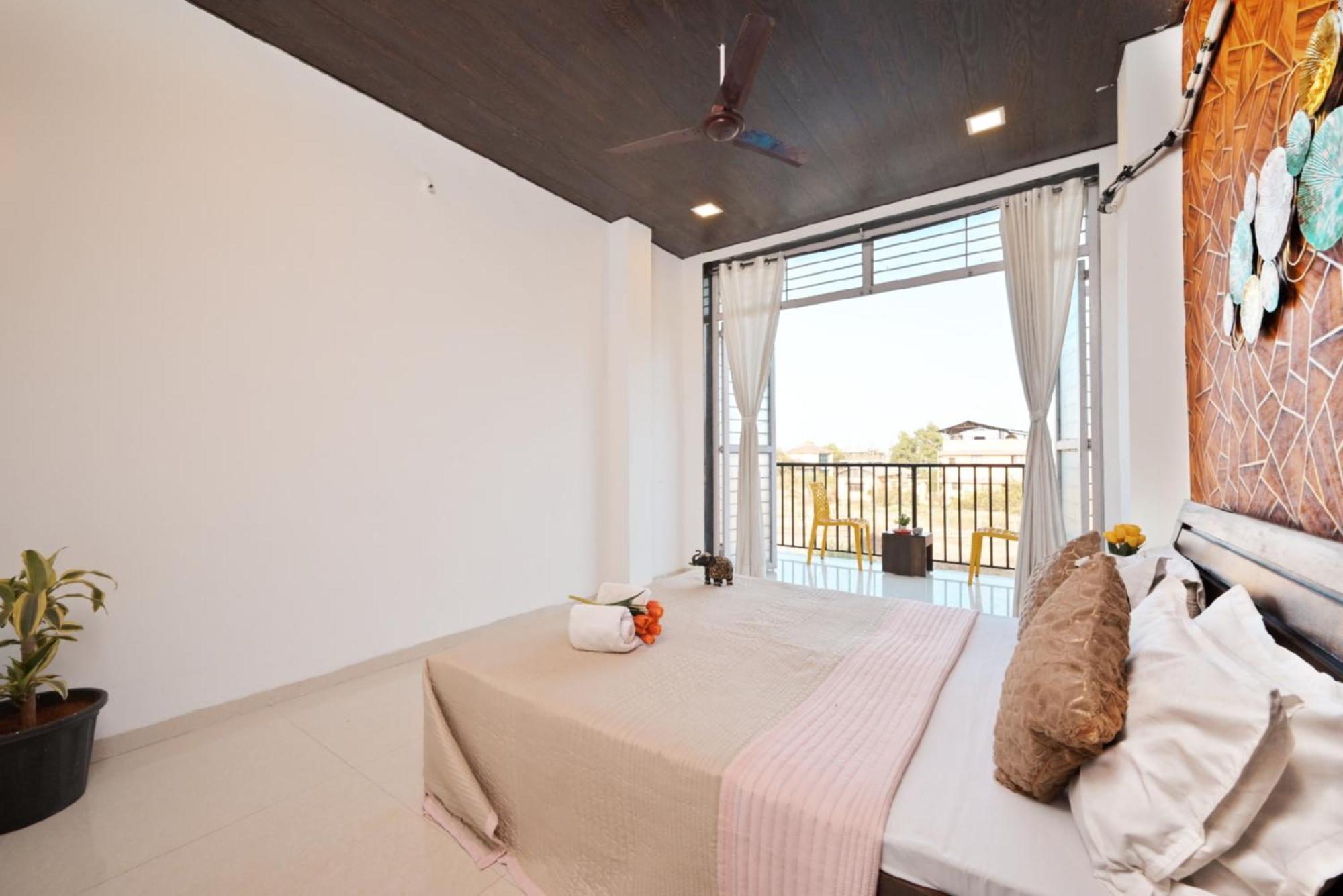 Empyrean Ll 4bhk Ll Ac Ll Pool Ll The Mystical Stone Ll Lonavala