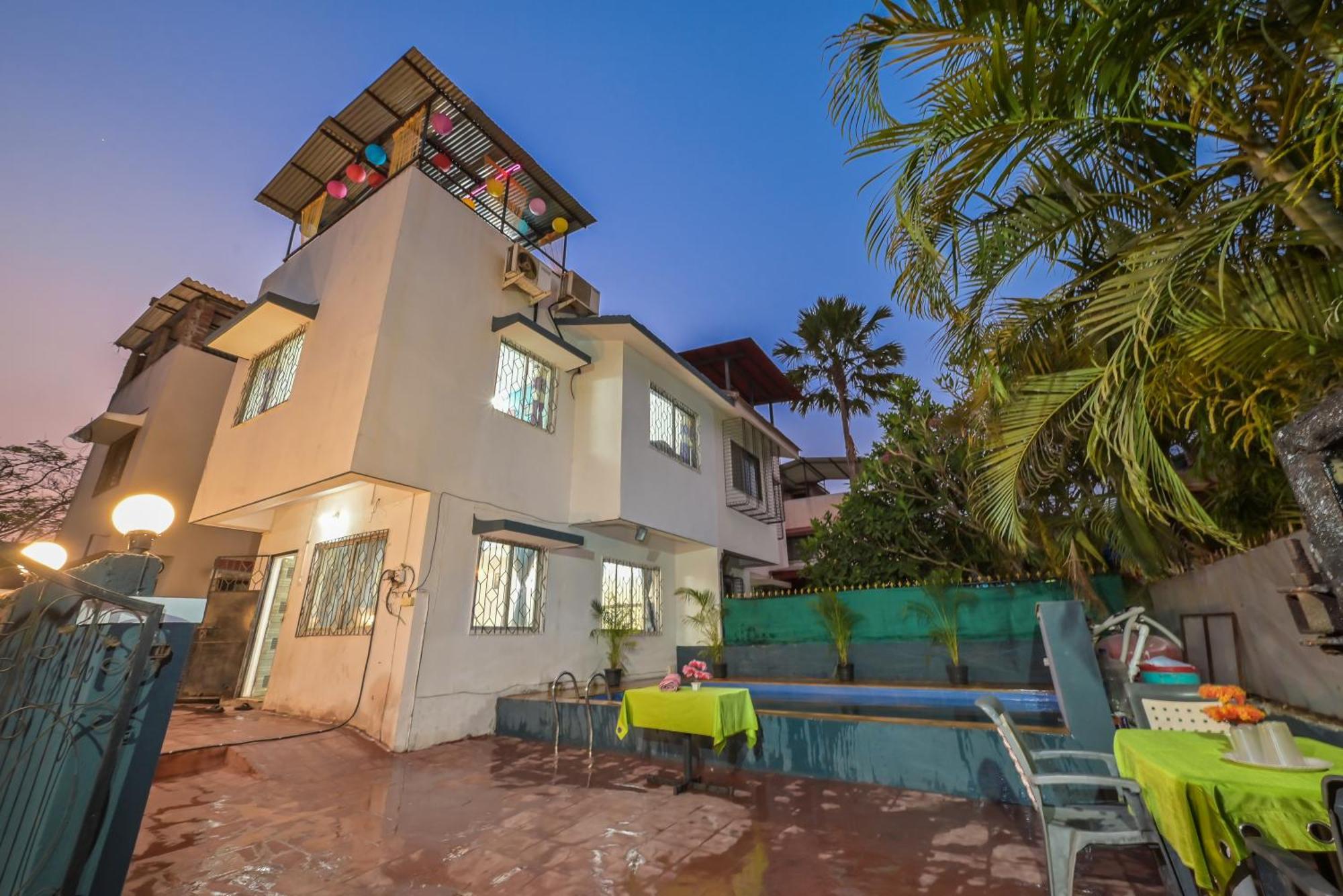 Empyrean Ii 2bhk Ii Ac Ii Pool Ii Sanam Ll