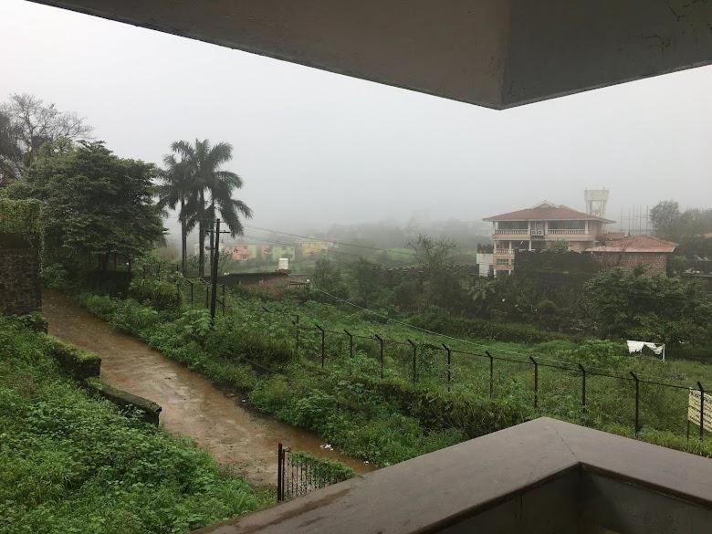 4bhk Bunglow In At Rs 1000 Per Head Holiday home