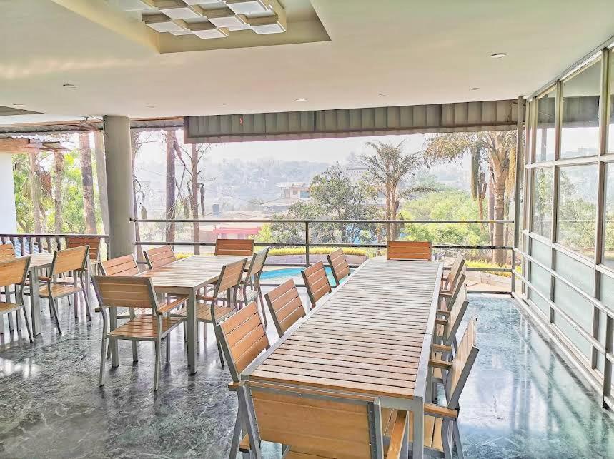 4bhk Bunglow In At Rs 1000 Per Head Holiday home *