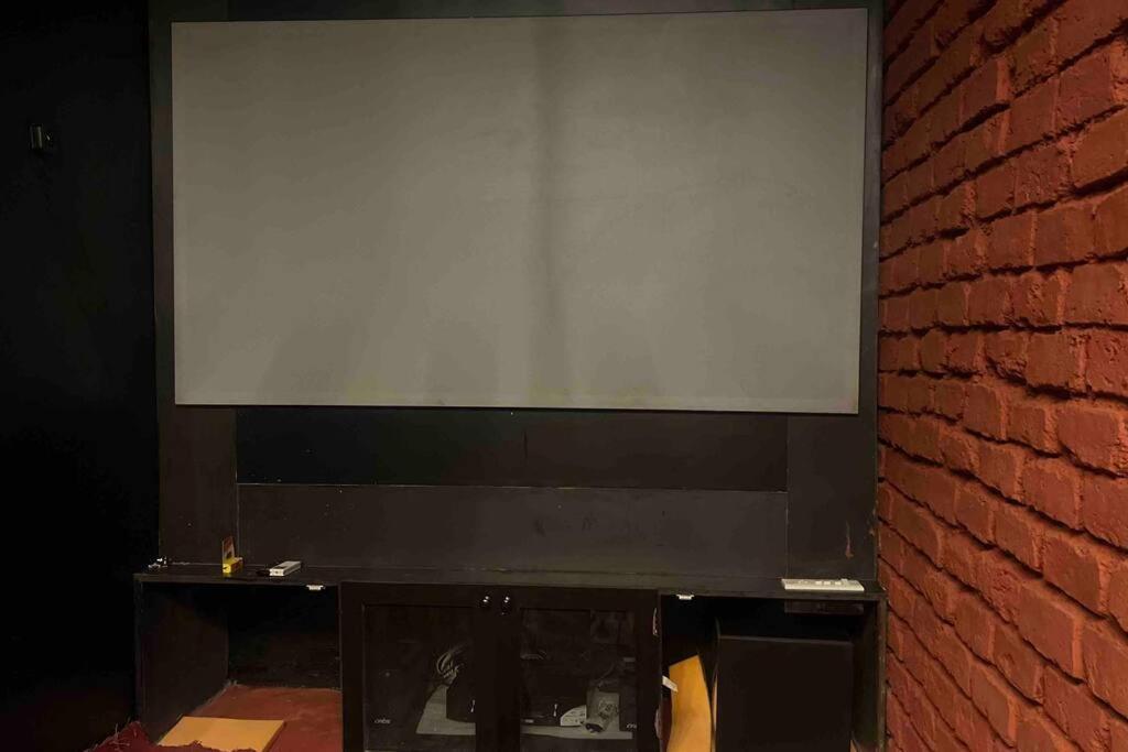 Valecha Entire 4bhkbunglow With 5000 Sq Ft Garden * Lonavala