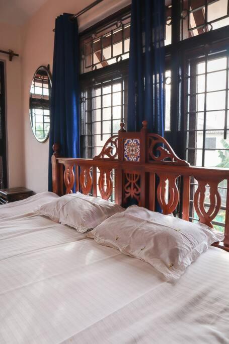 Valecha Entire 4bhkbunglow With 5000 Sq Ft Garden