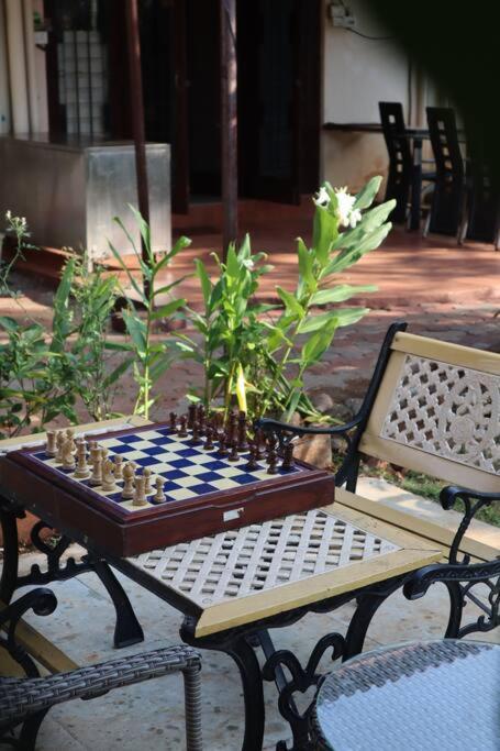 Valecha Entire 4bhkbunglow With 5000 Sq Ft Garden Villa *