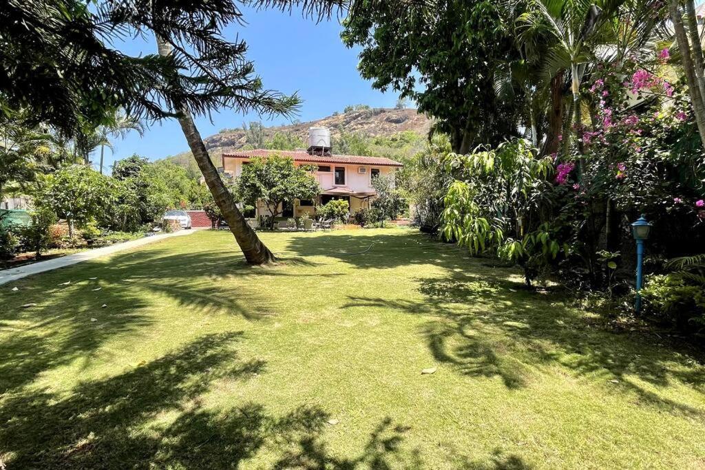 Villa Valecha Entire 4bhkbunglow With 5000 Sq Ft Garden *