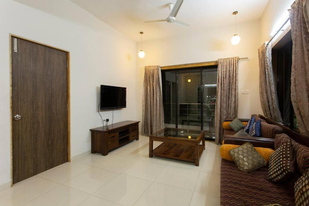 Villa Leafy Luxe 4bhk By Mysastays *