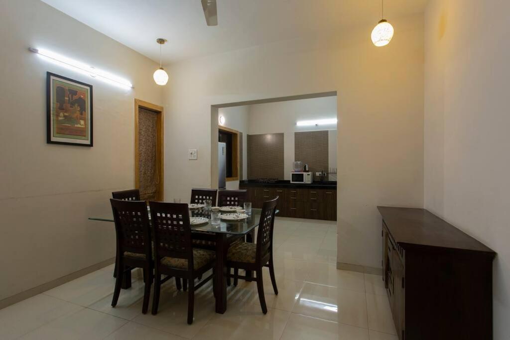 Leafy Luxe 4bhk By Mysastays *