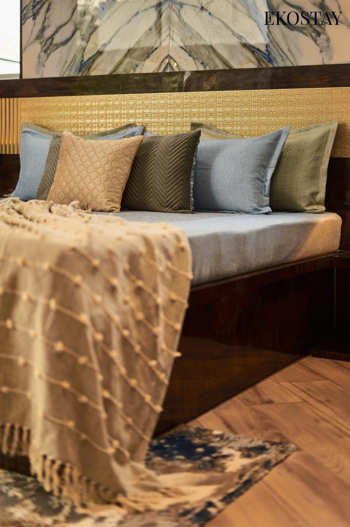 Villa Ekostay - Luxe - La Casa Grande Lonavala