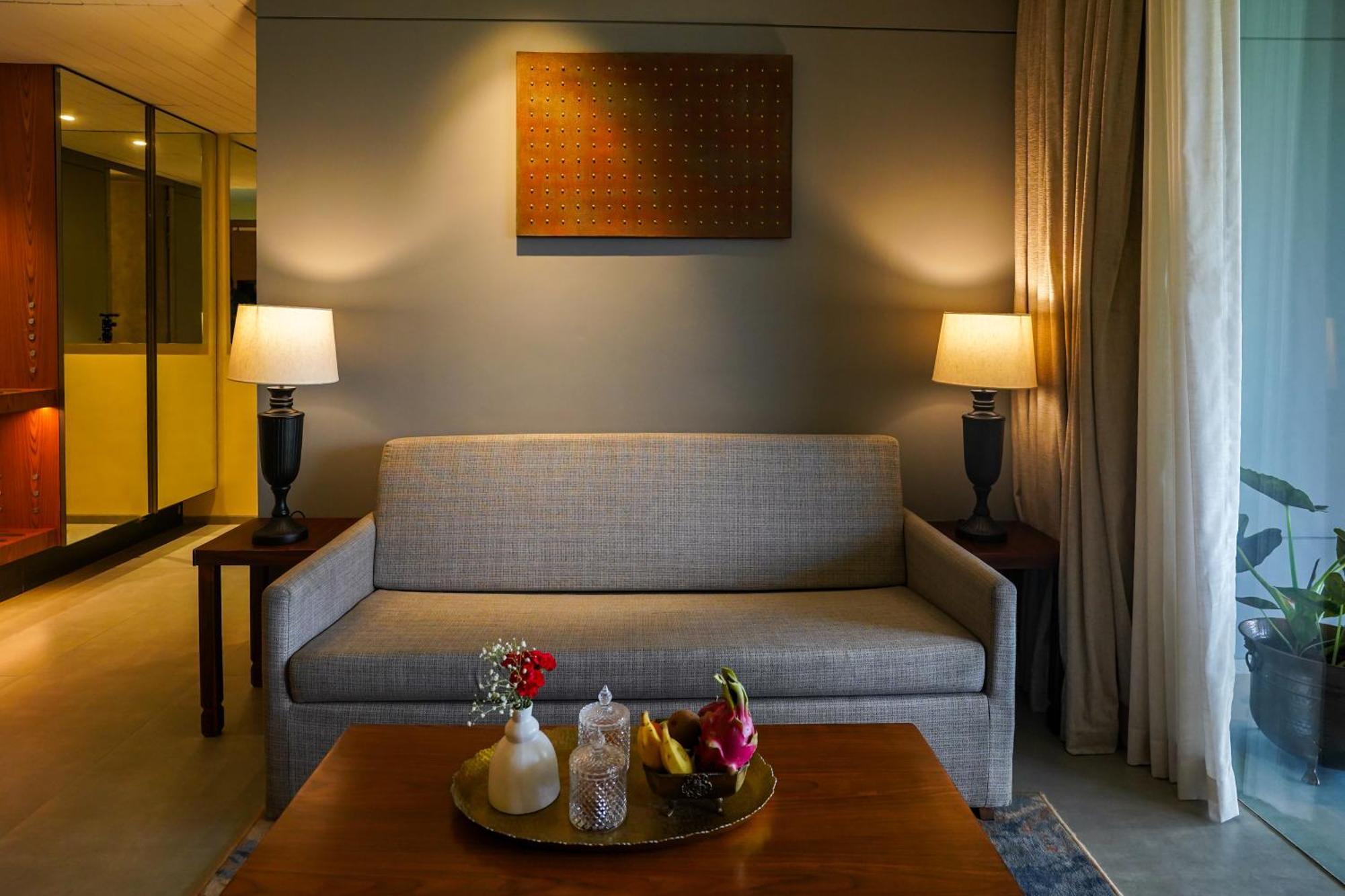 Radisson And 5* Lonavala