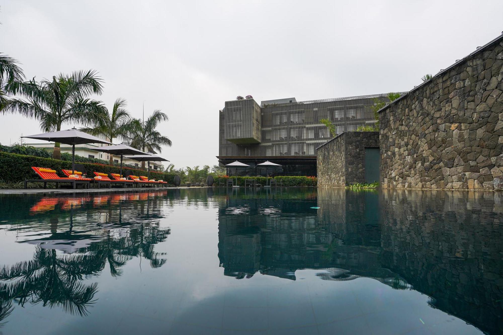 Radisson And 5* Lonavala