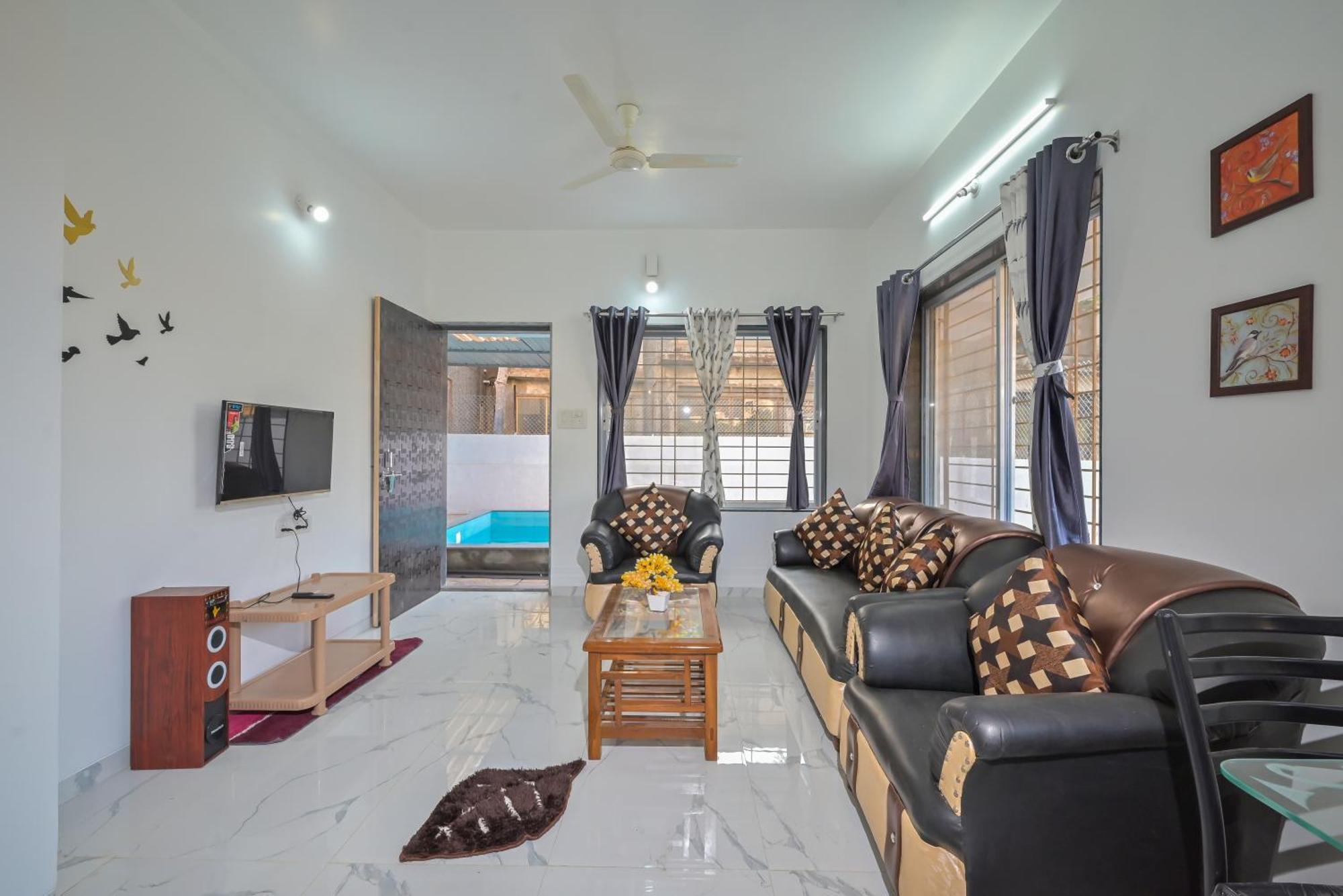 Villa Empyrean Ll Enfield Ll 2bhk Ll Ac Ll Pool Ll Bbq *