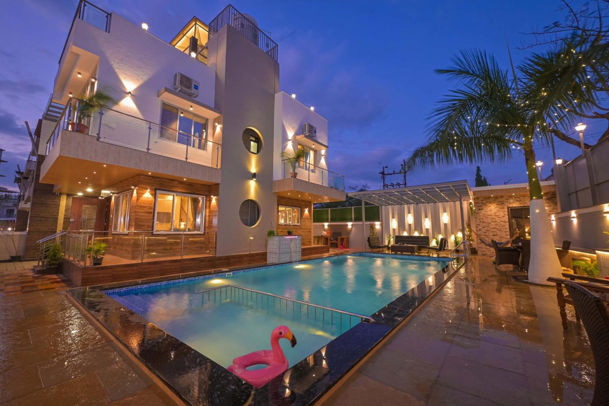 Azure Retreat By Tropicana *