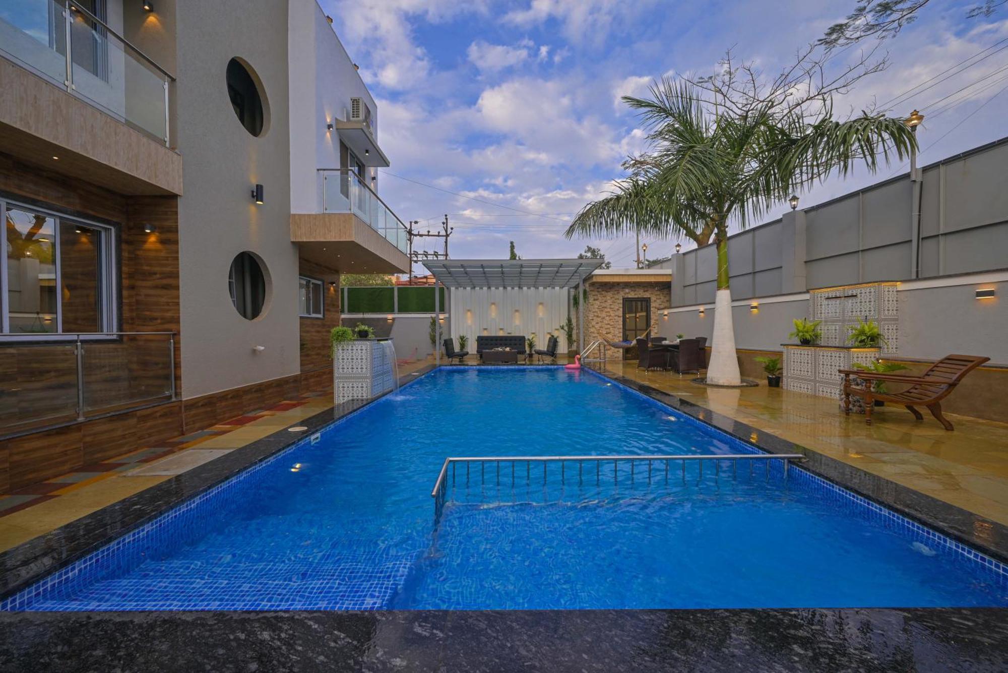 Azure Retreat By Tropicana Villa *