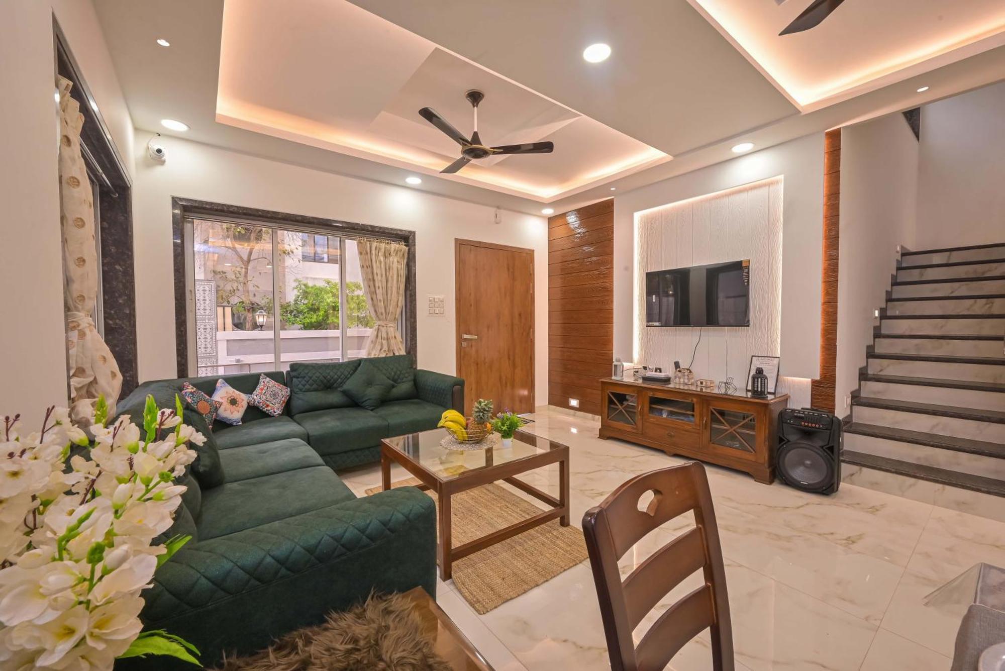 Azure Retreat By Tropicana *