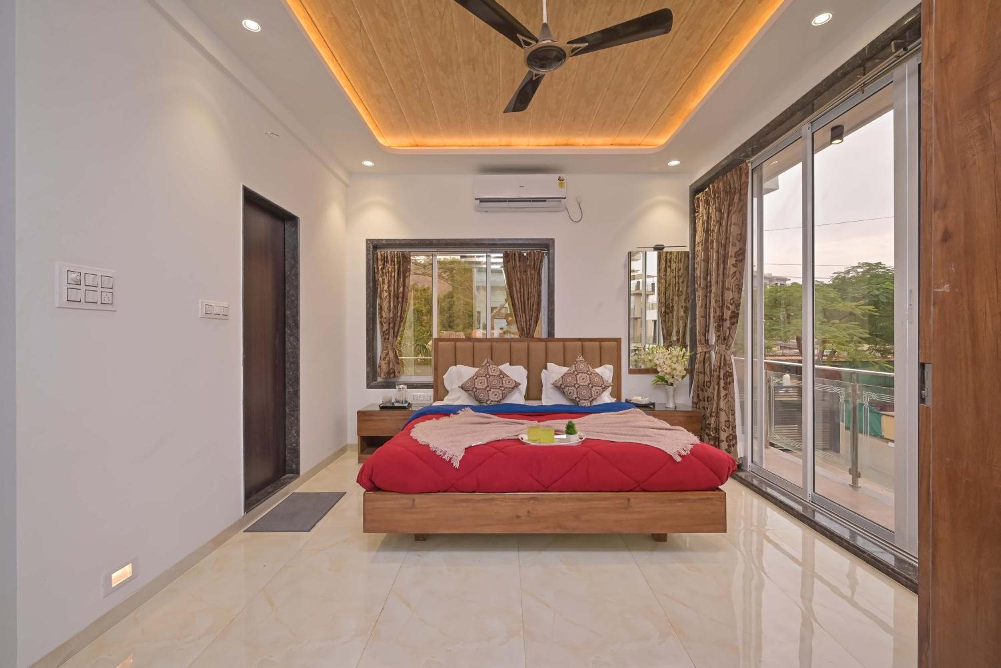 Azure Retreat By Tropicana Villa *