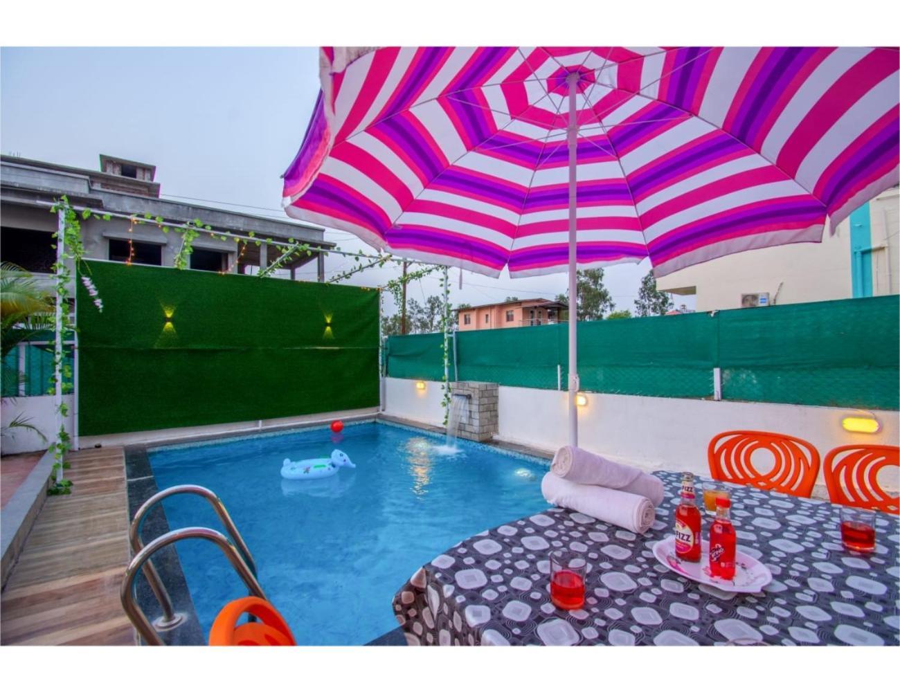 Silver Villa, * Lonavala