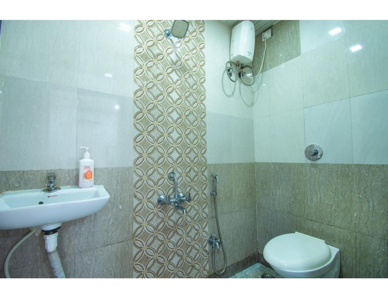 Silver Villa, *