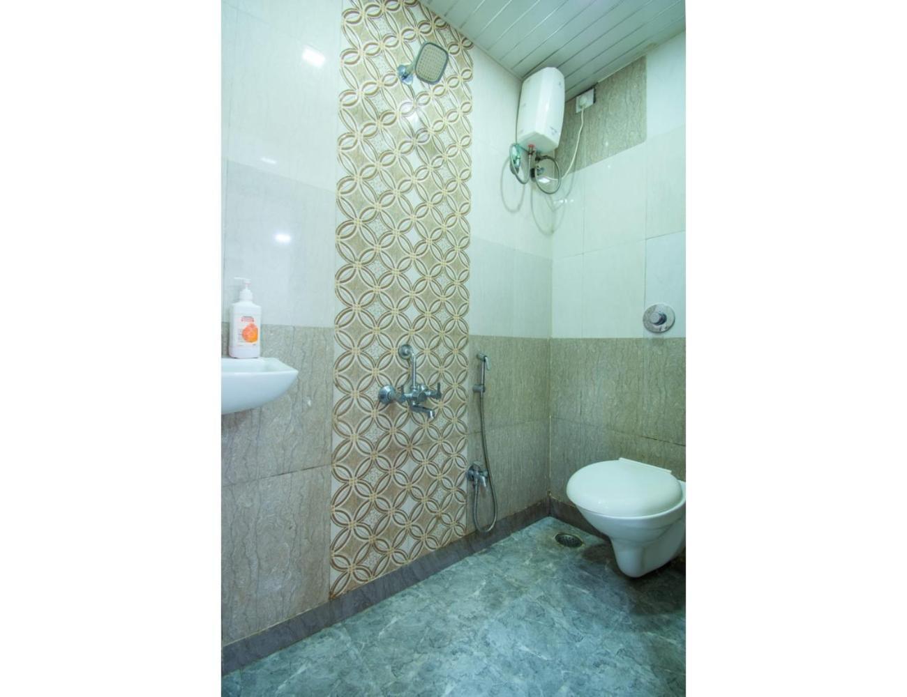 Silver Villa, *