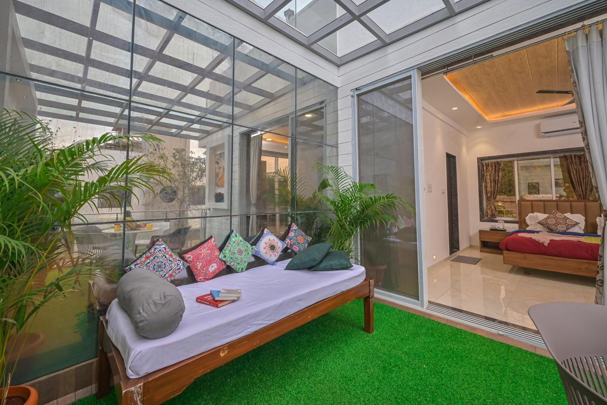 Azure Retreat By Tropicana *