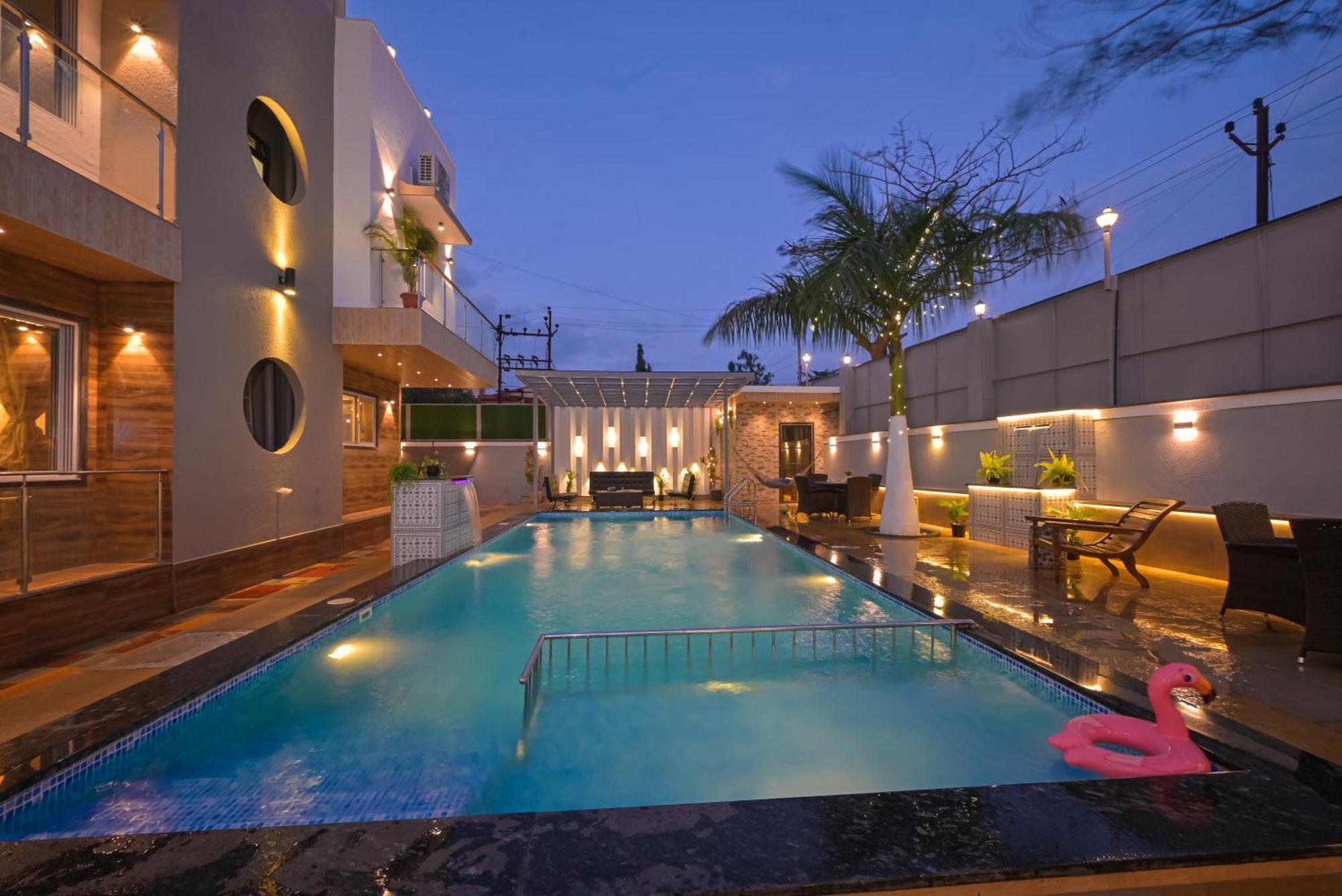 Azure Retreat By Tropicana Villa