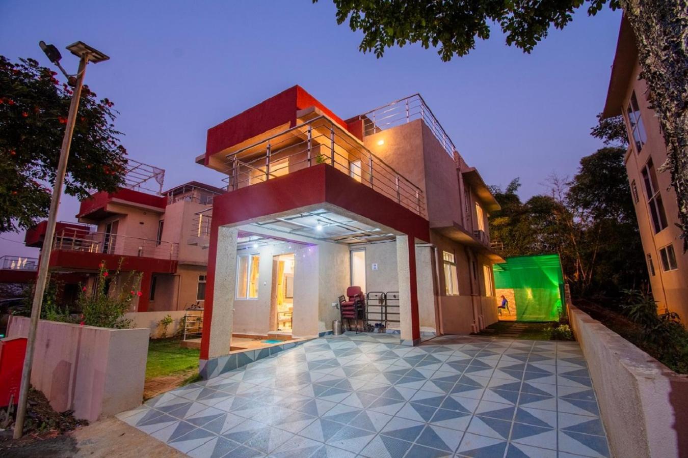 Kas Innz Lonavala