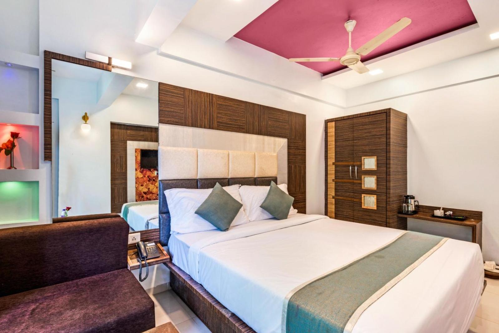 Retreat Heritage 3*