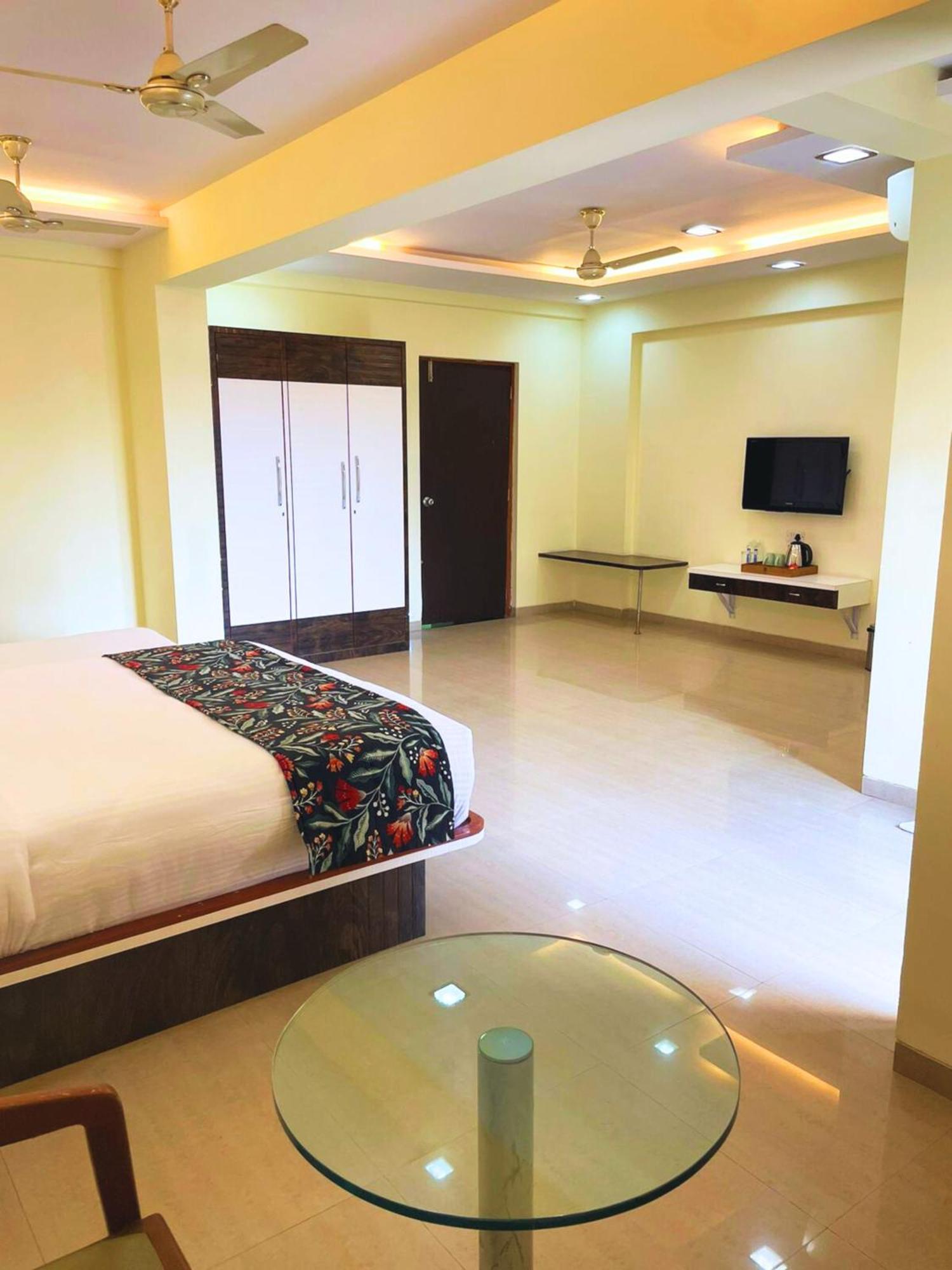 Olive Tree Resort, Resort