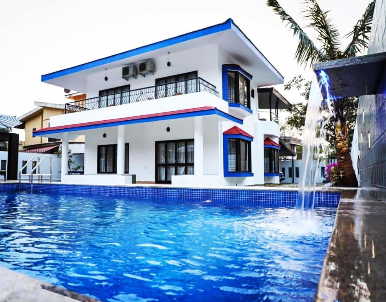 Aqua Luxury * Lonavala