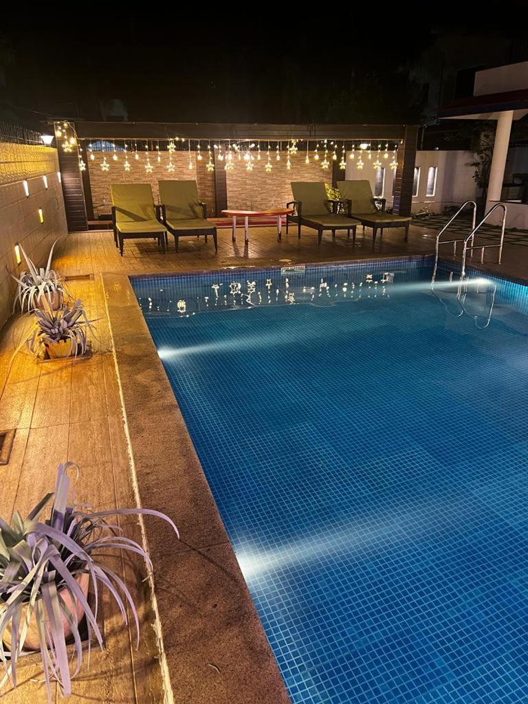 Aqua Luxury