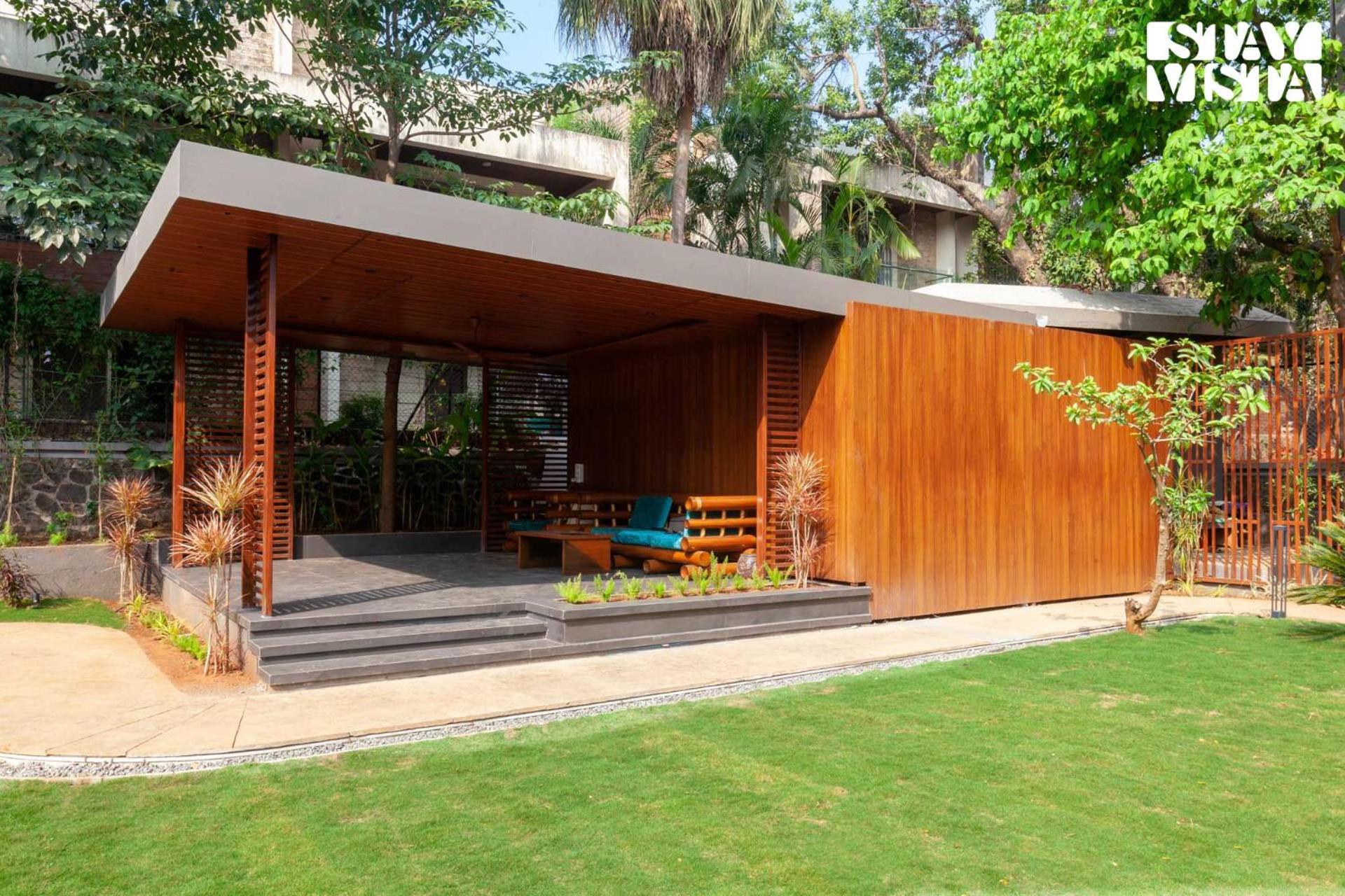 Stayvista's House Of J - Embrace Leisure With Lawn, Pool, And Gazebo Villa